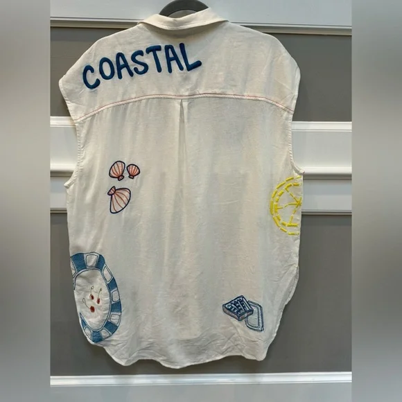 The Bennet Buttondown Shirt by Maeve: Printed Linen Muscle Tank Edition - Picture 6 of 7